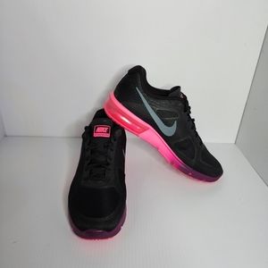 Nike Airmax Sequent. Size 10. Black and Pink